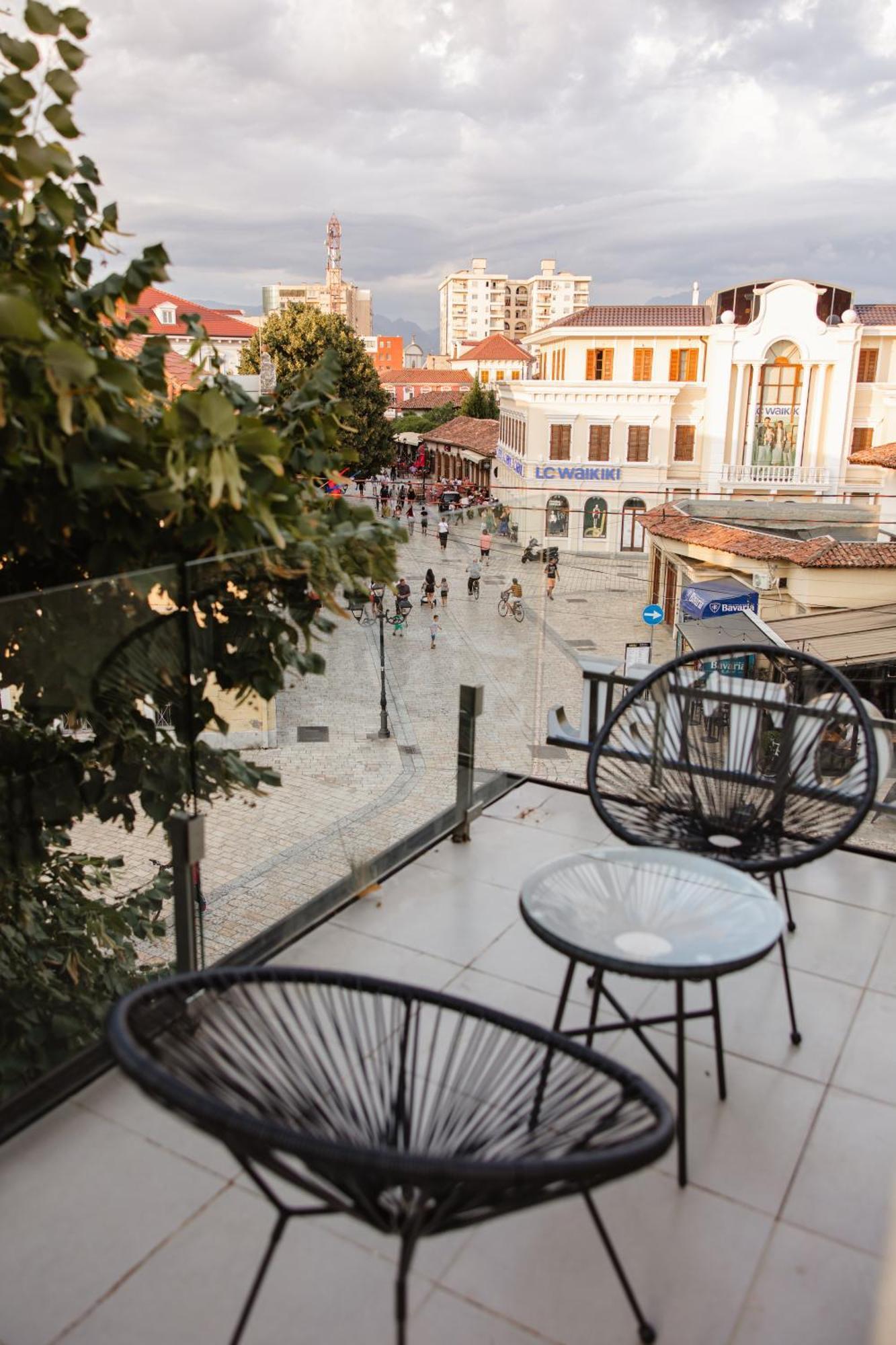 Downtown Hotel Shkodër Exterior foto